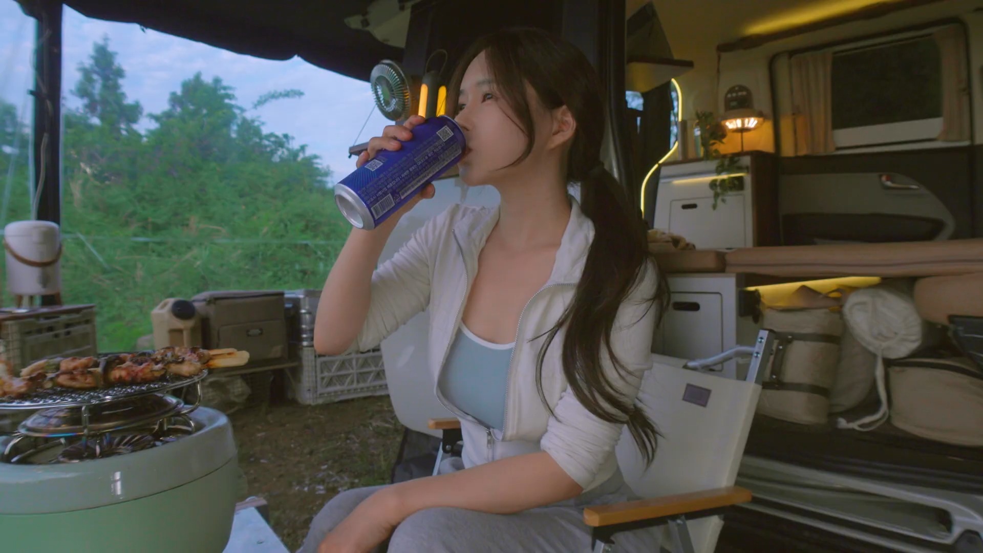 缅甸一航班昆明降落遇故障 机场紧急处置无人员受伤